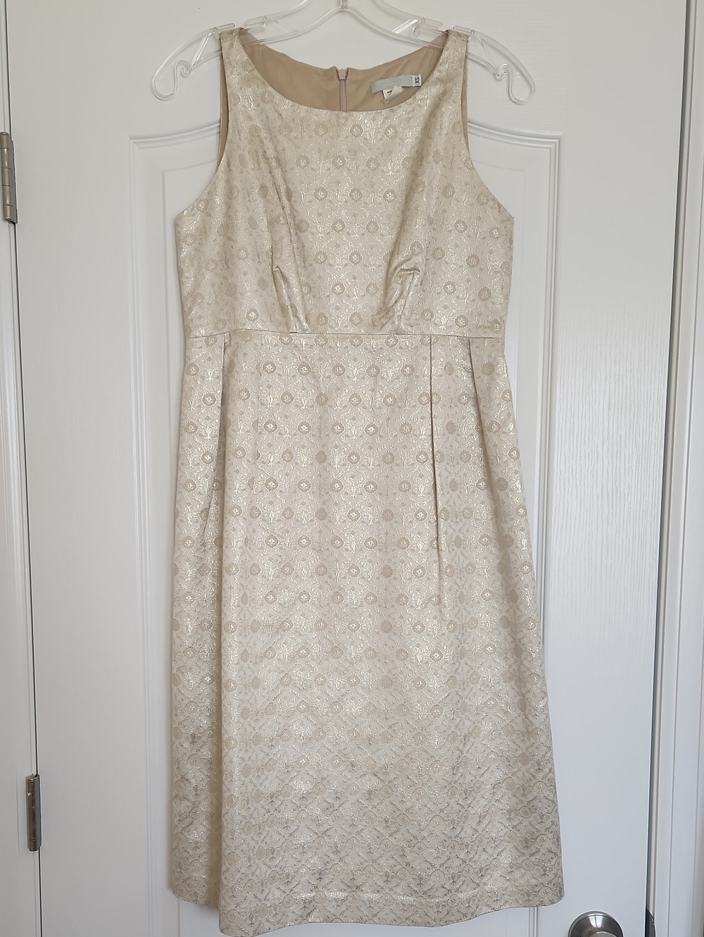 Sleeveless Cream Brocade Midi Dress with Subtle Metallic Pattern